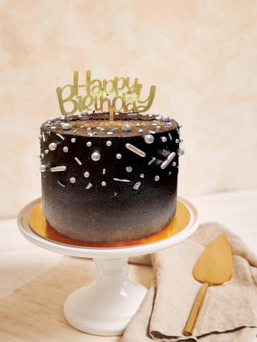 custom birthday cake coklat